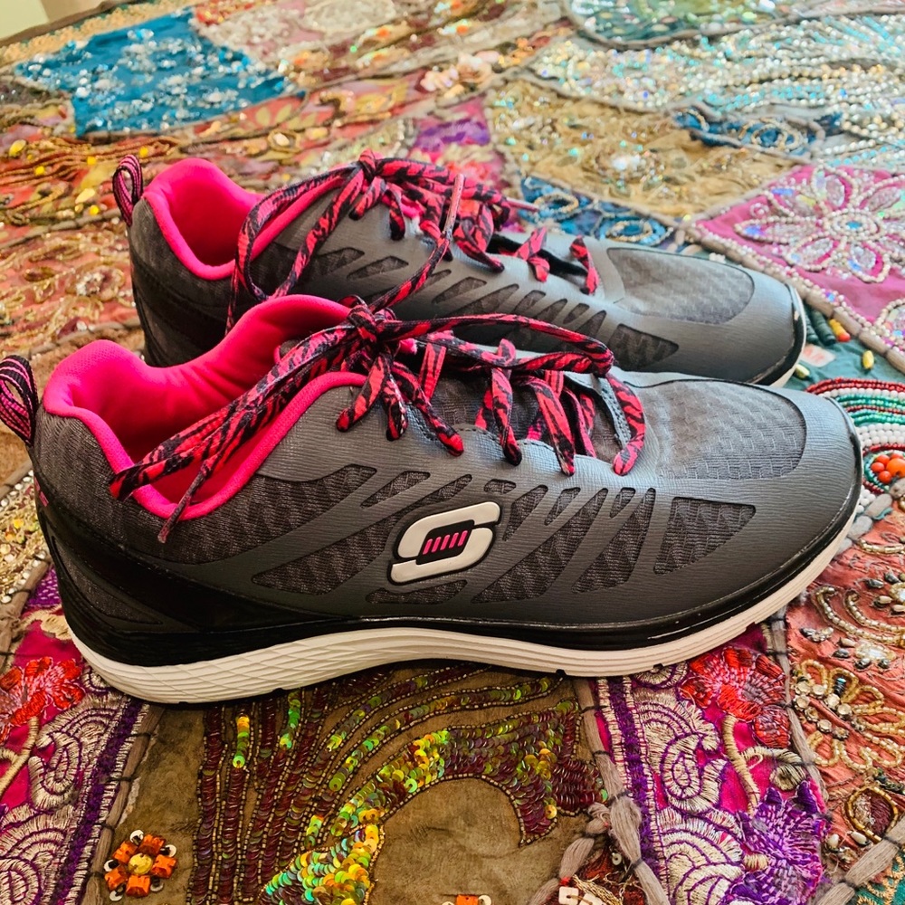 Sketcher Relaxed Fit Sneaker
